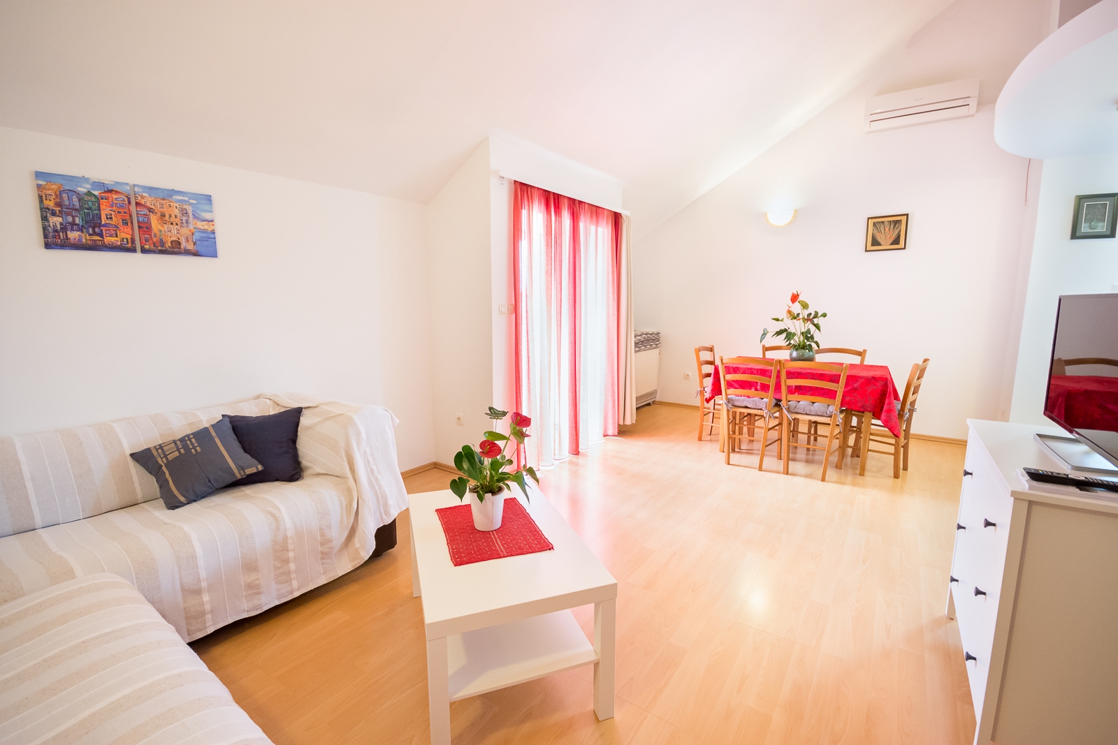 Two bedroom apartment with terrace and sea view Njivice, Krk (A-5427-b)