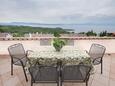 Terrace Njivice, Terrace in the apartment, with a sea view and WiFi.