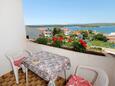 Punat, Balcon dans l’hébergement en type apartment, avec la vue sur la mer, animaux acceptés et WiFi.