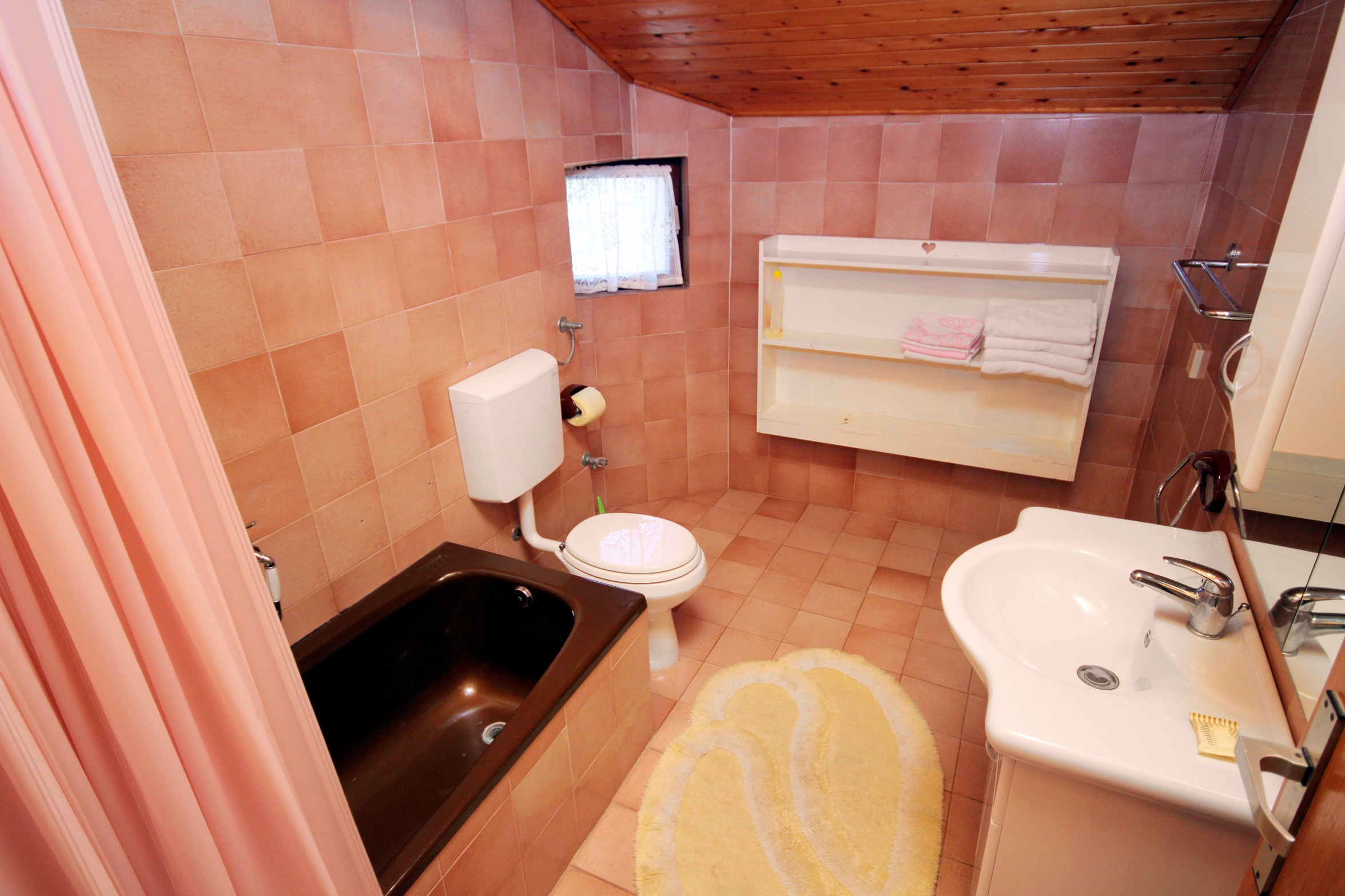 Two bedroom apartment with balcony and sea view Punat, Krk  A-a
