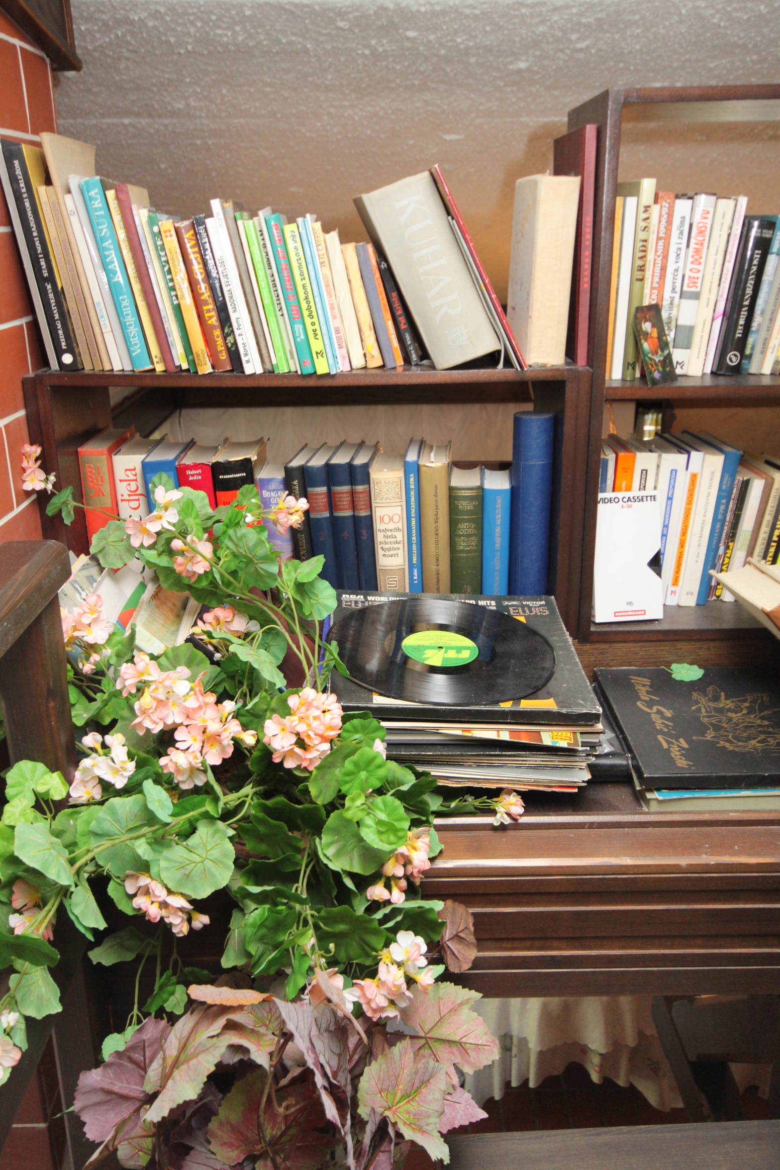 Two bedroom apartment with terrace and sea view Baška, Krk  A-a