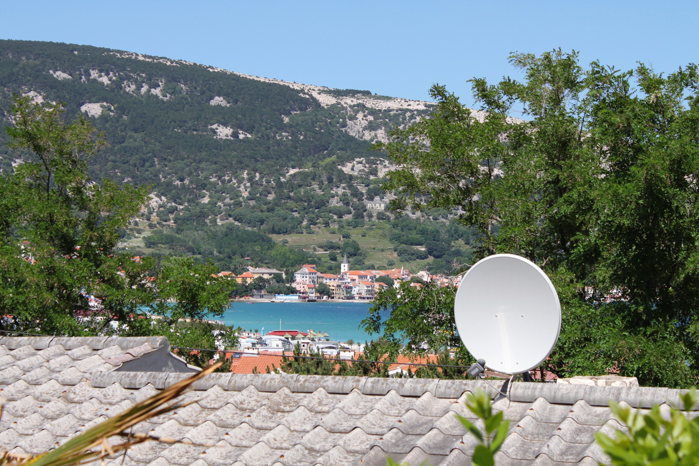 Two bedroom apartment with terrace and sea view Baška, Krk  A-a