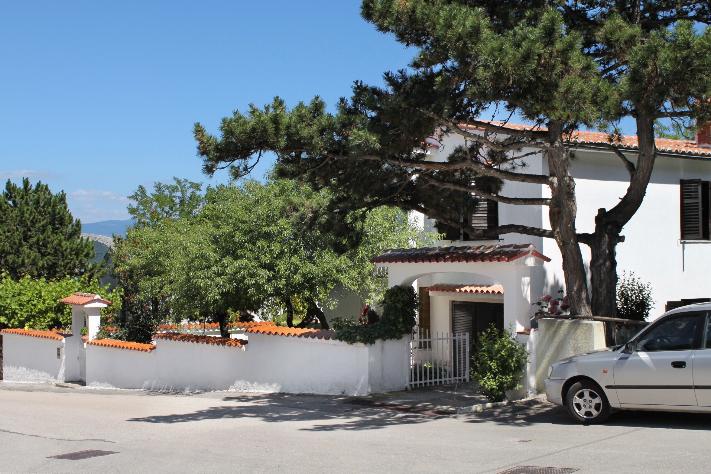 Two bedroom apartment with terrace and sea view Baška, Krk  A-a