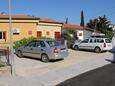 Parking lot Baška, Krk, Parking lot 5431 - Apartments with pebble beach.