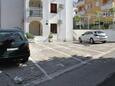 Parking lot Baška, Krk, Parking lot 5432 - Apartments with pebble beach.