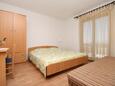 Спальня 1 Tribulje, Спальня 1 в размещении типа apartment, WiFi.