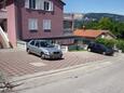 Parkoviště Baška, Krk, Parkoviště 5450 - Ubytování s oblázkovou pláží.