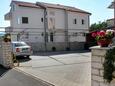 Parking lot Malinska, Krk, Parking lot 5457 - Apartments in Croatia.