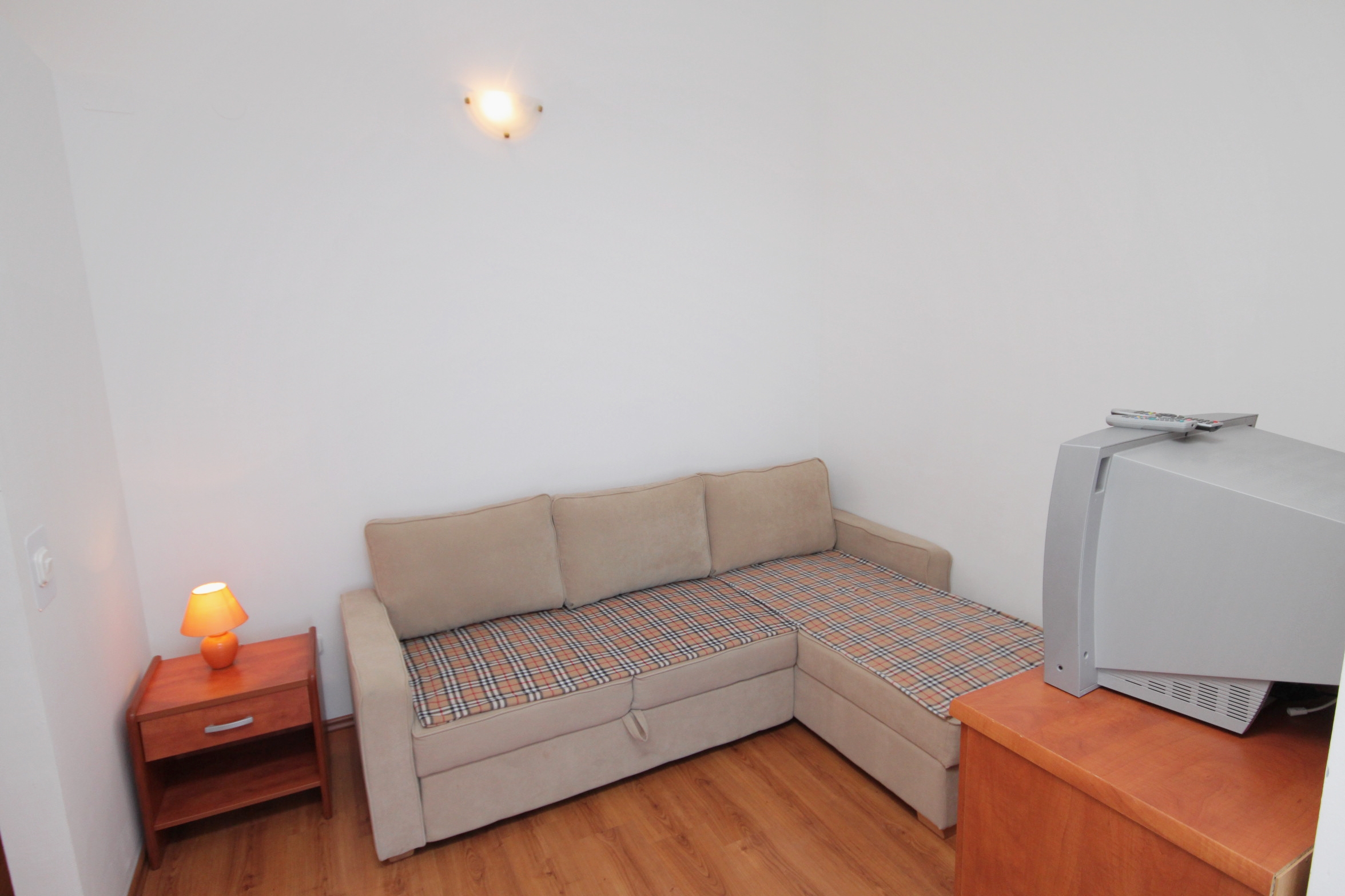 One bedroom apartment with terrace and sea view Njivice (Krk) (A-5458-b) One bedroom apartment with terrace and sea view Njivice (Krk) (A-5458-b)
