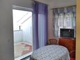 Jídelna Njivice, Jídelna v ubytování typu apartment, WiFi.