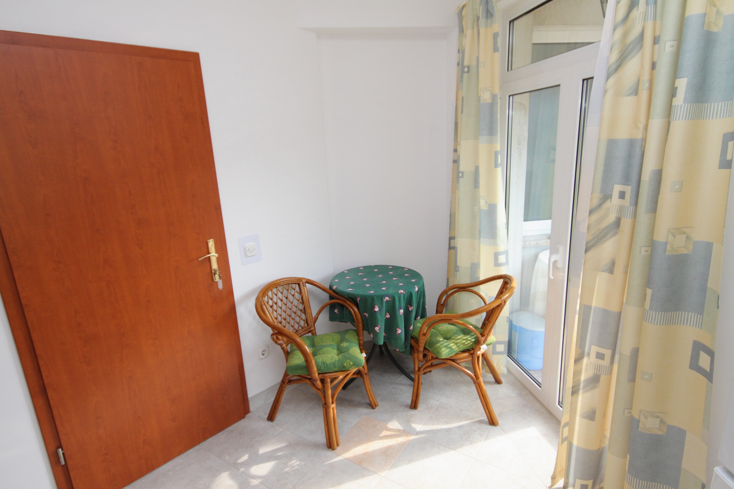 One bedroom apartment with terrace Njivice, Krk (A-5458-d)