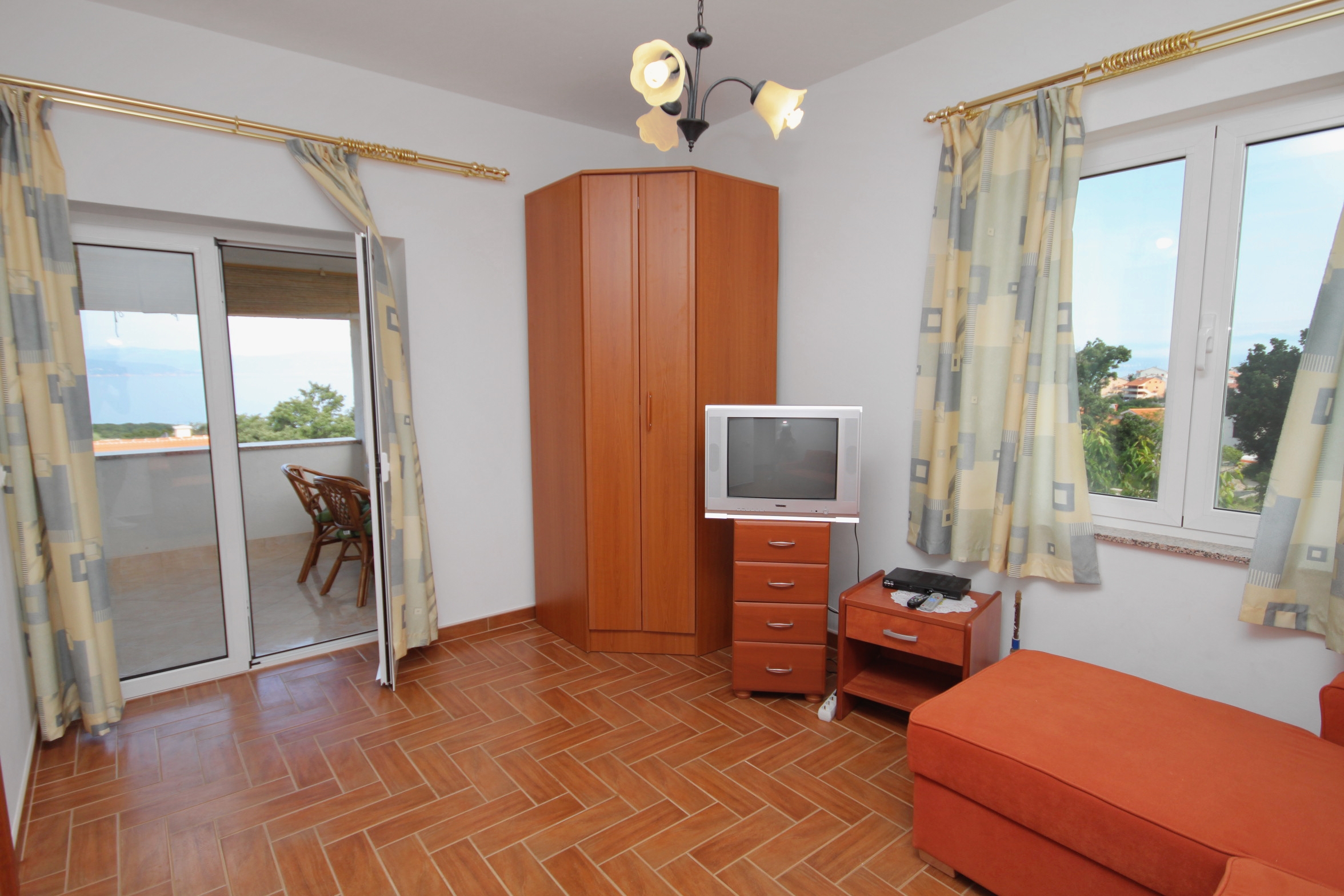 Studio flat with terrace and sea view Njivice, Krk (AS-5458-b)