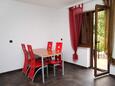 Dining room Vrbnik, Dining room in the apartment.