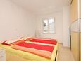 Ložnice 1 Pinezići, Ložnice 1 v ubytování typu apartment, WiFi.