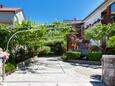 Parking lot Krk, Krk, Parking lot 5467 - Apartments with pebble beach.