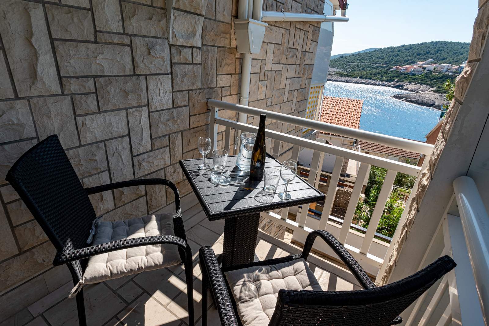 Studio flat with terrace and sea view Zavalatica, Korčula  AS-c