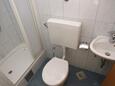 Ванная комната Zavalatica, Ванная комната в размещении типа room, WiFi.