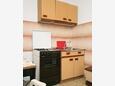 Kuchyně Njivice, Kuchyně v ubytování typu apartment, s klimatizací, domácí mazlíčci povoleni a WiFi.