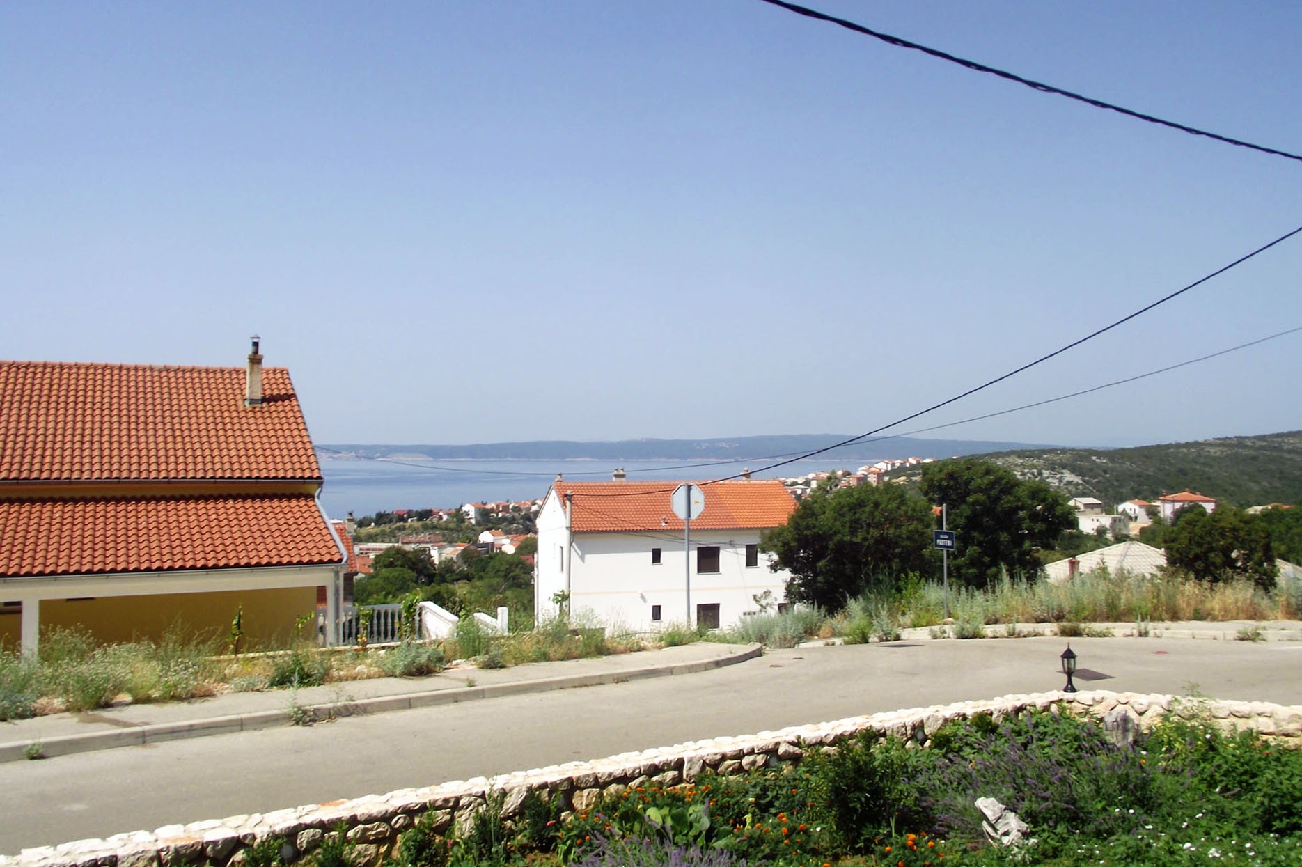 One bedroom apartment with terrace and sea view Novi Vinodolski  A-b
