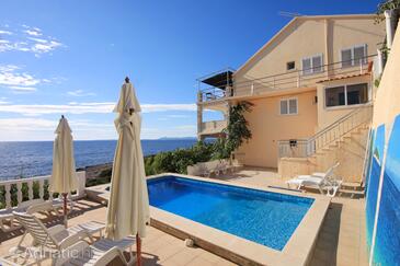 Property Zavalatica, Korčula, Property 548 - Apartments by the sea.