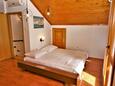 Ložnice 1 Selce, Ložnice 1 v ubytování typu apartment, domácí mazlíčci povoleni a WiFi.