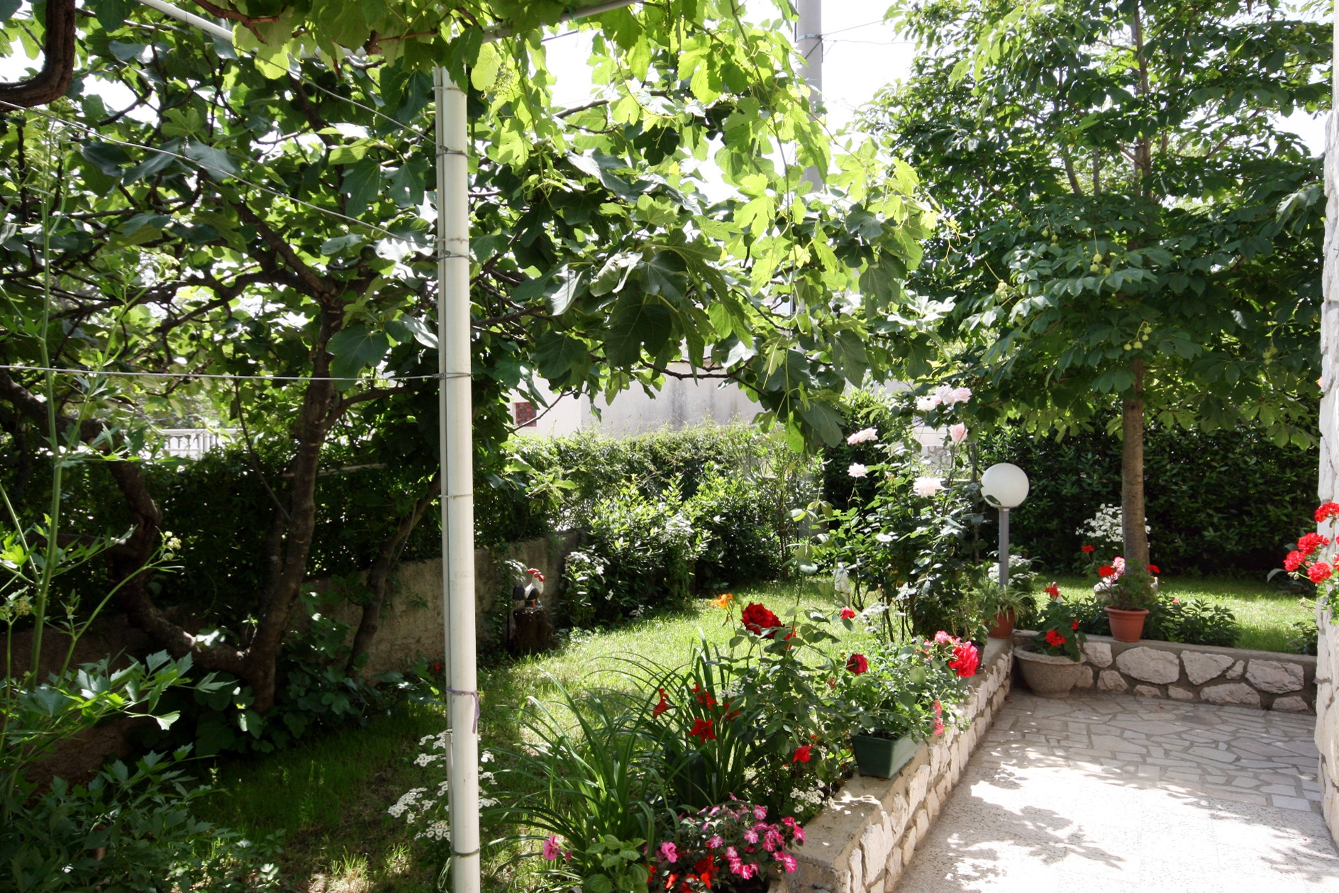 Two bedroom apartment with terrace Novi Vinodolski  A-a