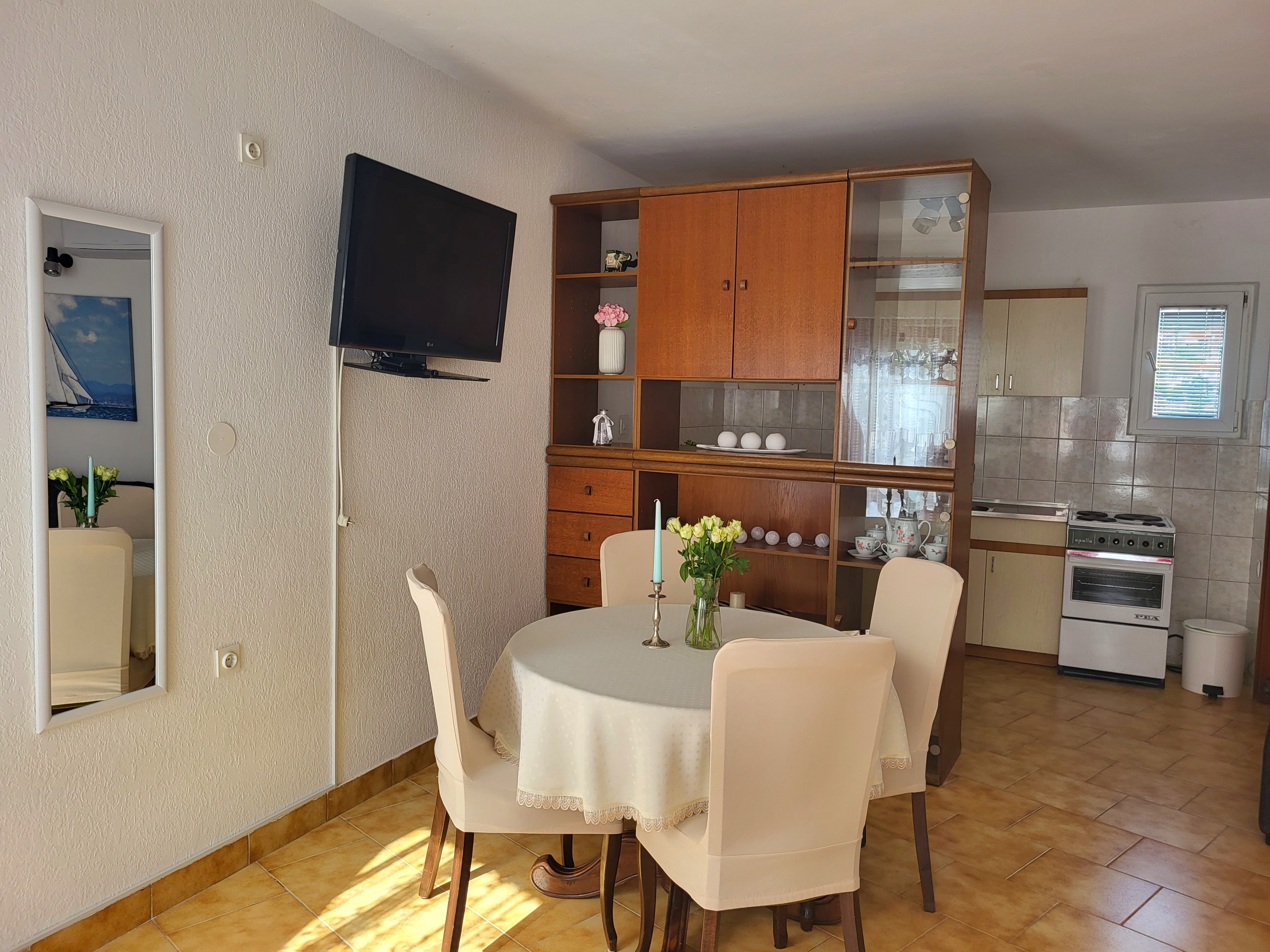 Studio flat with terrace Novi Vinodolski (AS-5483-a)