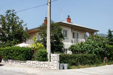 Novi Vinodolski, Novi Vinodolski, Object 5483 - Appartementen with pebble beach.