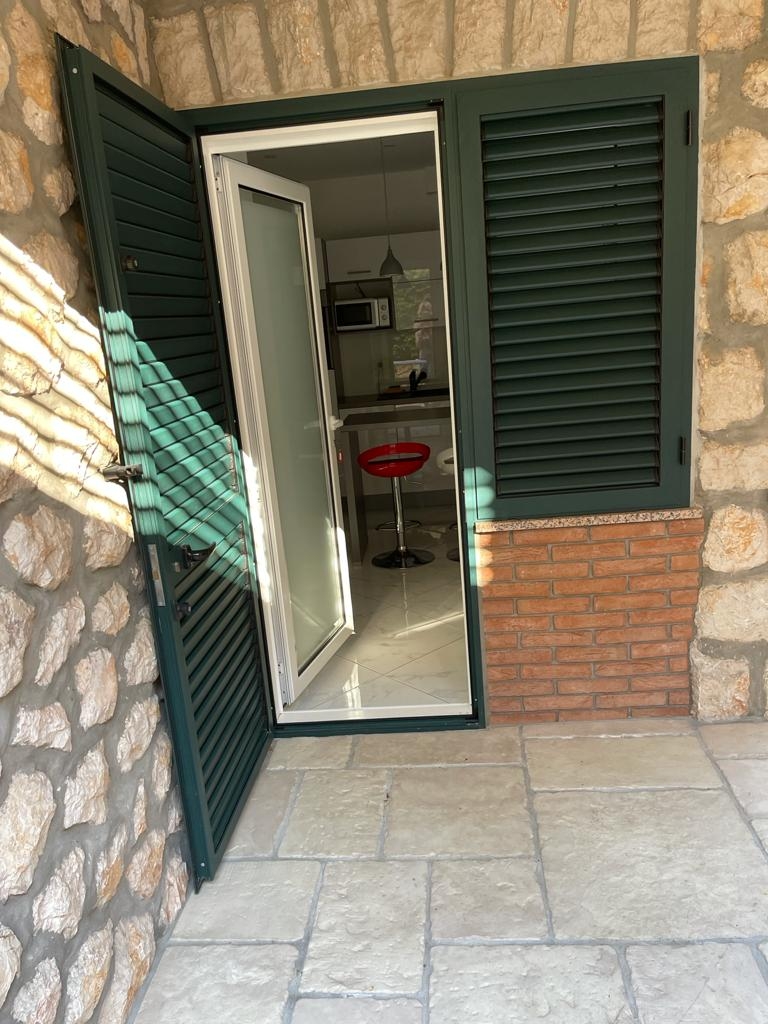 One bedroom apartment with terrace and sea view Novi Vinodolski  A-b