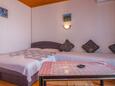 Sypialnia 1 Crikvenica, Sypialnia 1 w zakwaterowaniu typu apartment, Dostępna klimatyzacja, zwierzęta domowe są dozwolone i WiFi.