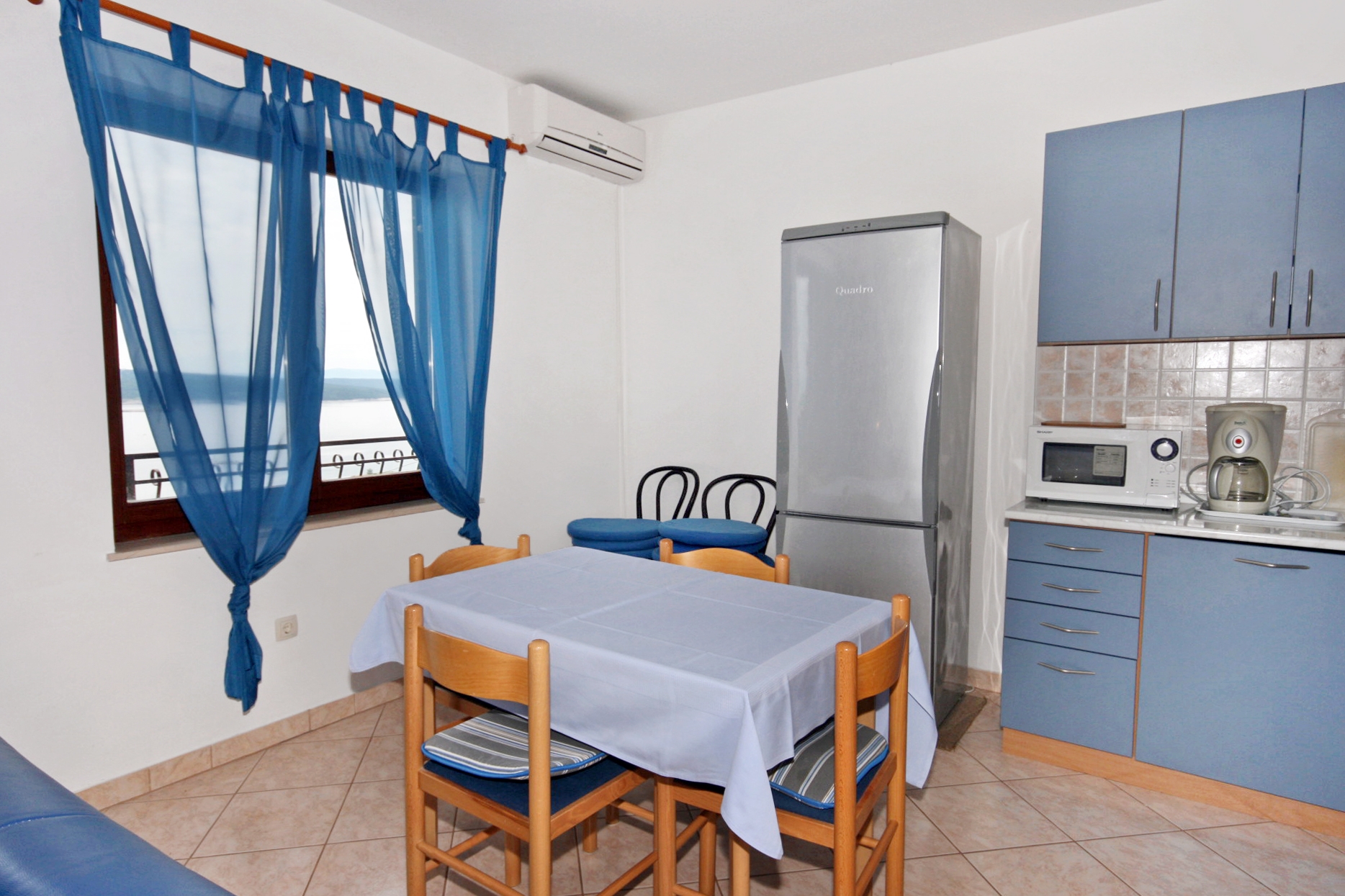 Three bedroom apartment with balcony and sea view Crikvenica (A-5493-a) Three bedroom apartment with balcony and sea view Crikvenica (A-5493-a)