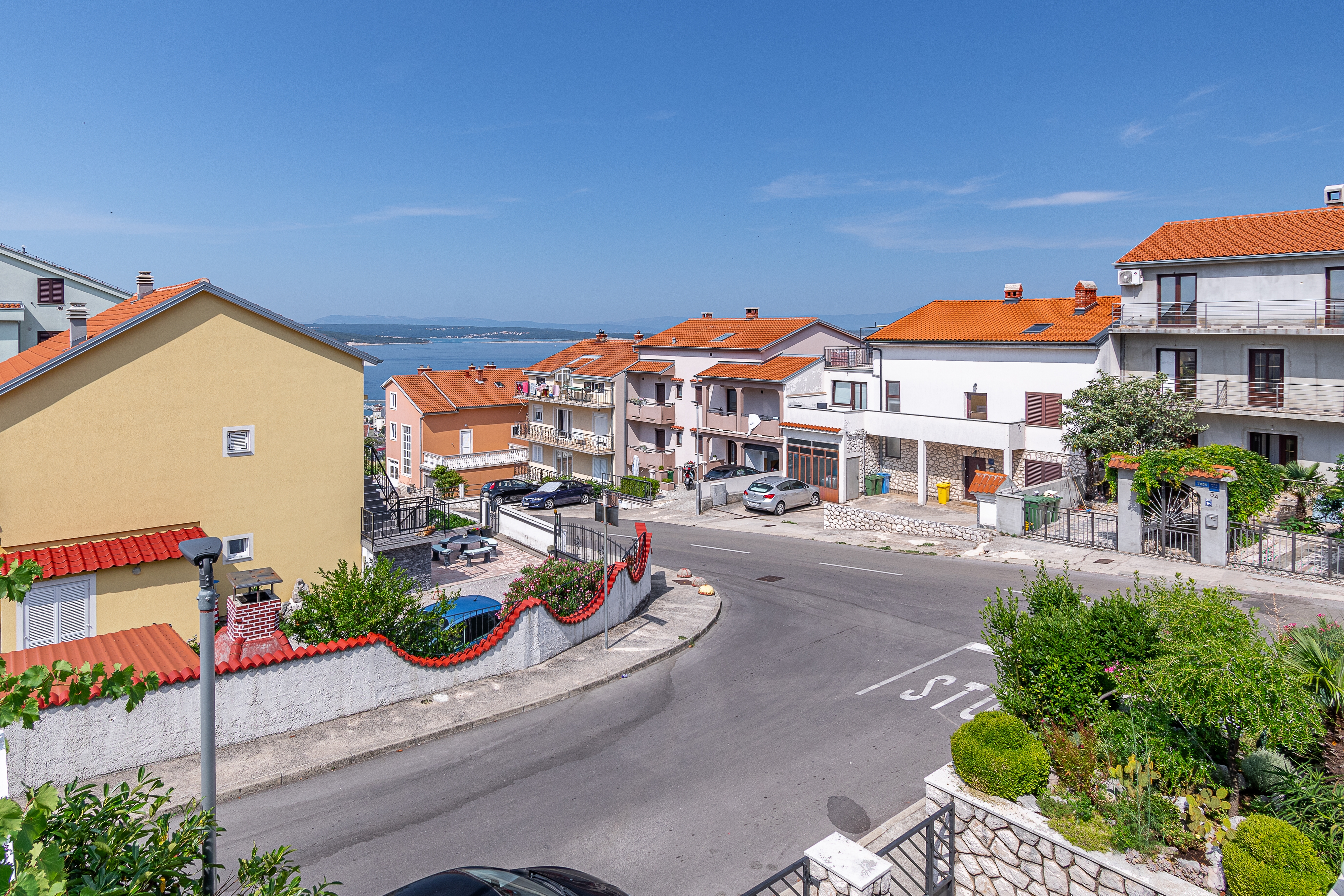 Three bedroom apartment with terrace and sea view Crikvenica  A-a