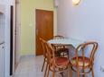 Dining room Crikvenica, Dining room in the apartment, WiFi.