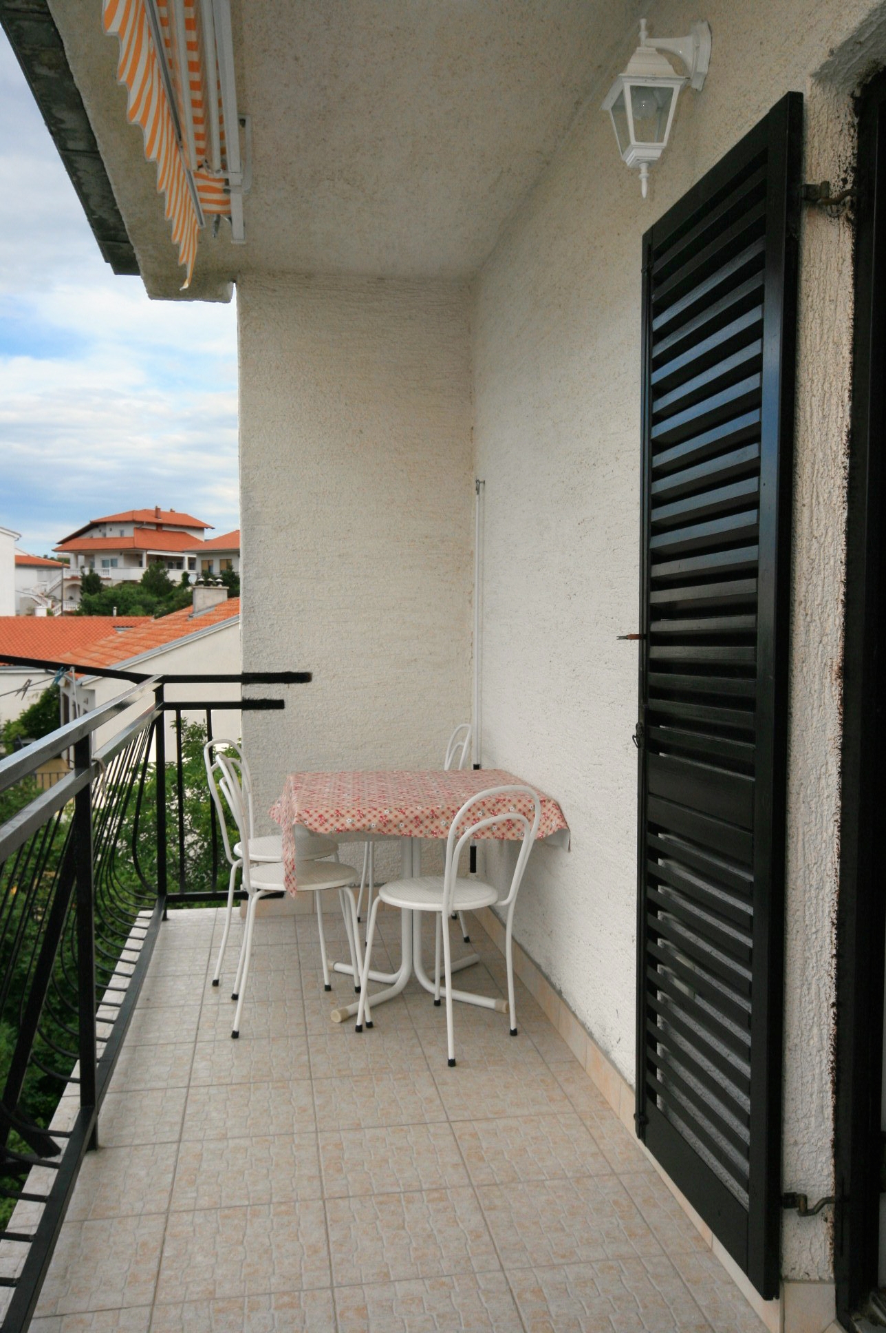 One bedroom apartment with balcony and sea view Novi Vinodolski  A-a