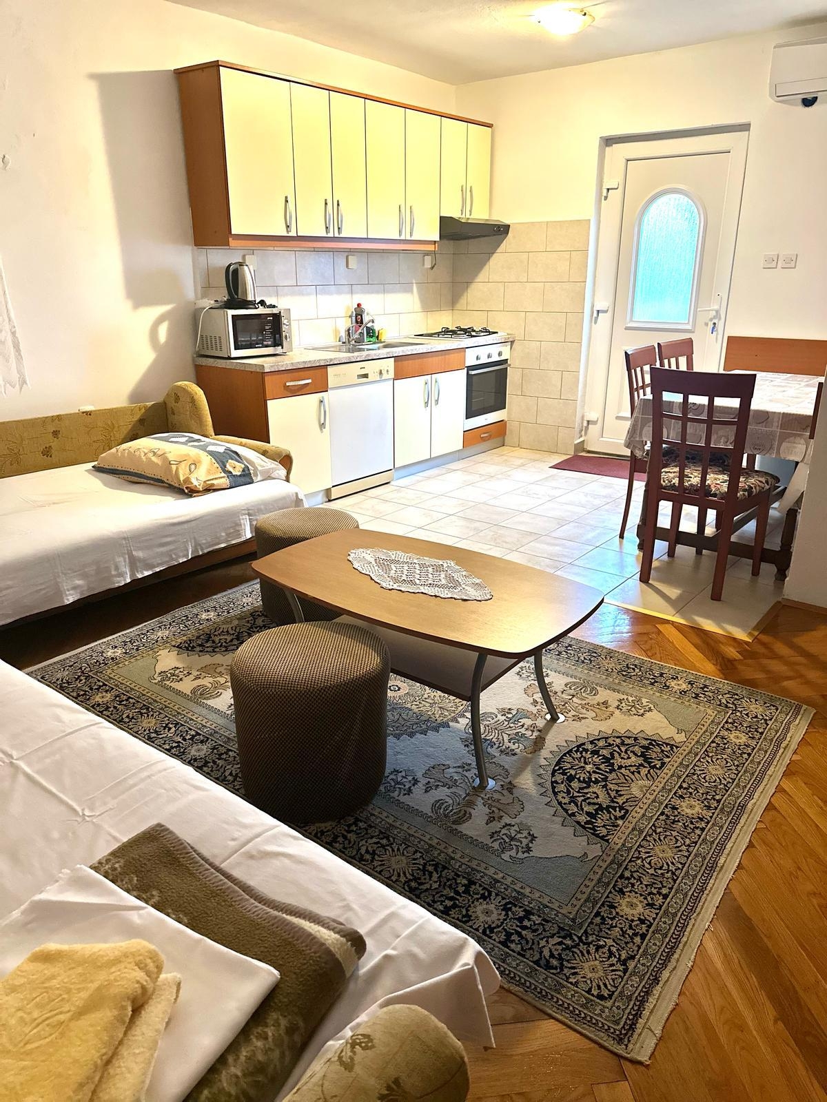 Top Novi Vinodolski Top Novi Vinodolski