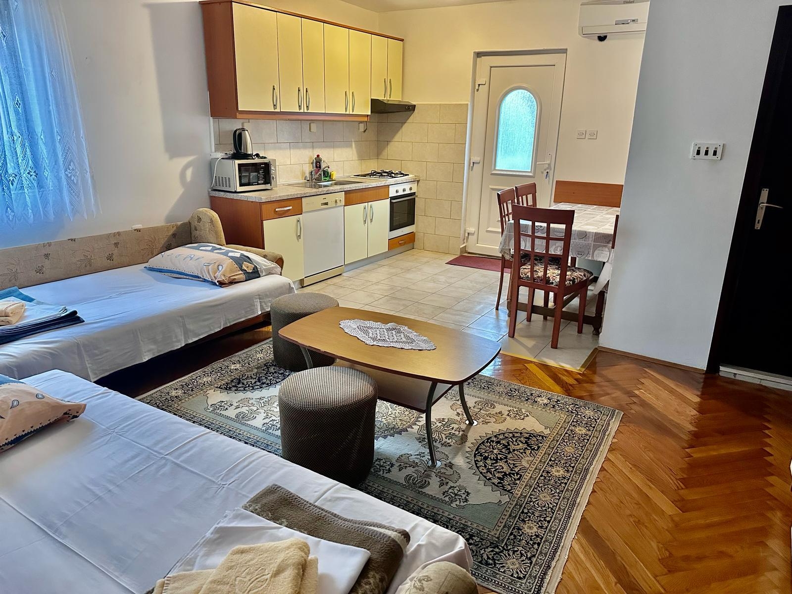 Top Novi Vinodolski Top Novi Vinodolski