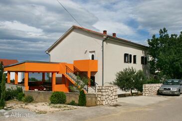 Property Novi Vinodolski, Novi Vinodolski, Property 5514 - Apartments with pebble beach.