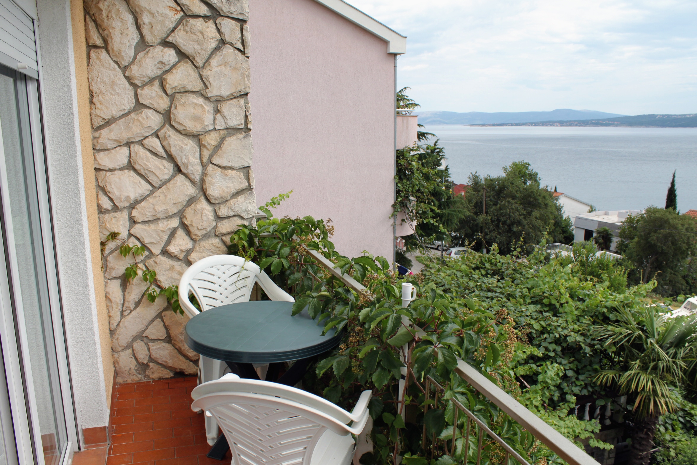 Two bedroom apartment with balcony and sea view Dramalj, Crikvenica  A-a