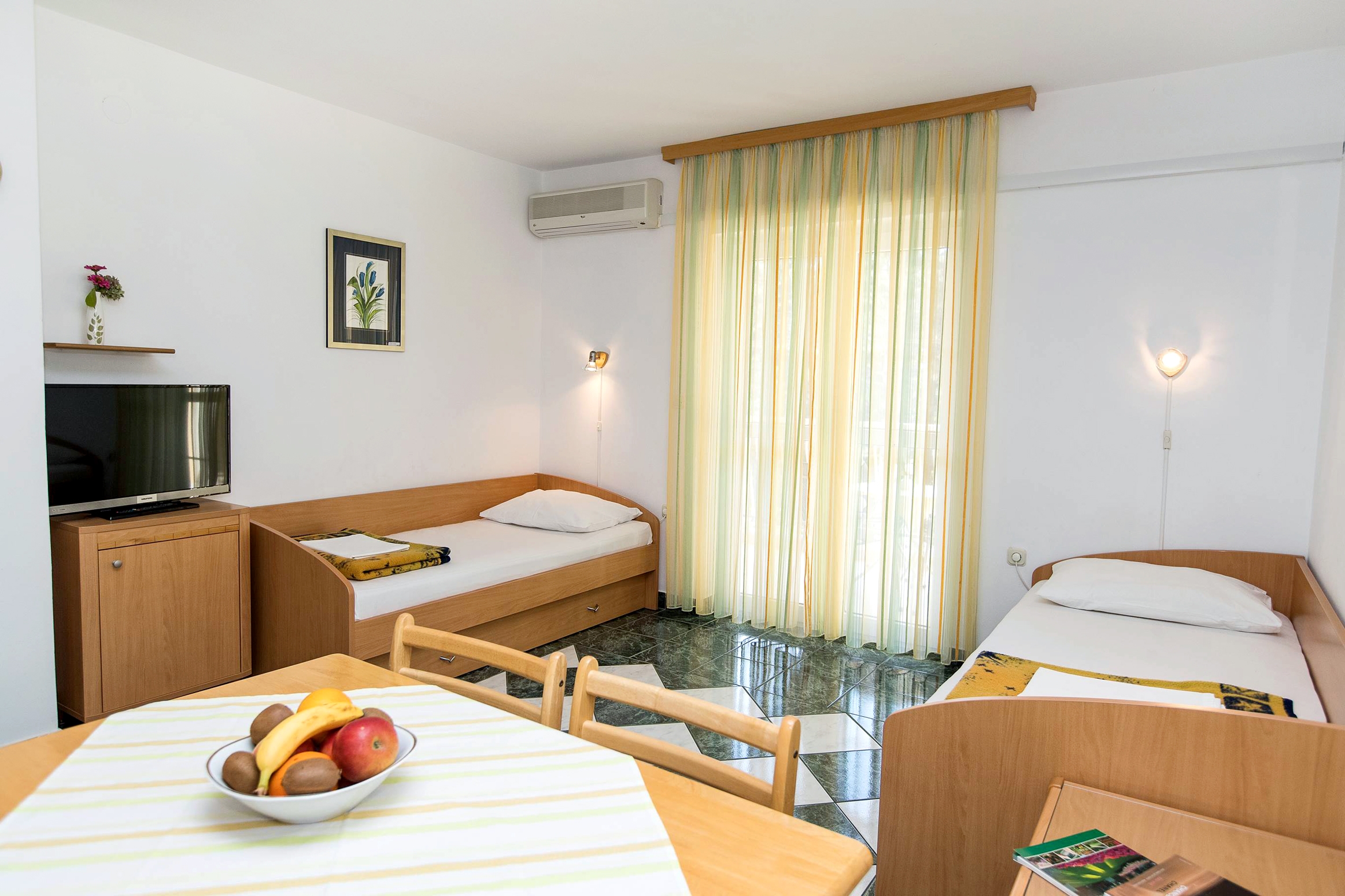 One bedroom apartment with terrace Jadranovo, Crikvenica (A-5521-c) One bedroom apartment with terrace Jadranovo, Crikvenica (A-5521-c)