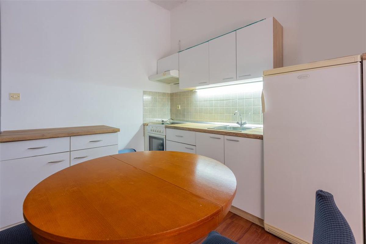 Comfortable and spacious house with terrace and sea view Novi Vinodolski  K