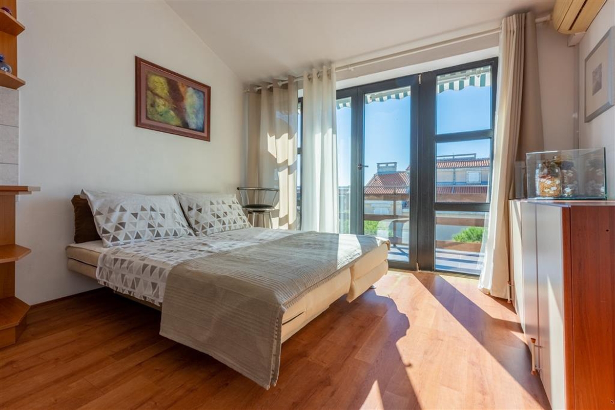 Top Novi Vinodolski Top Novi Vinodolski