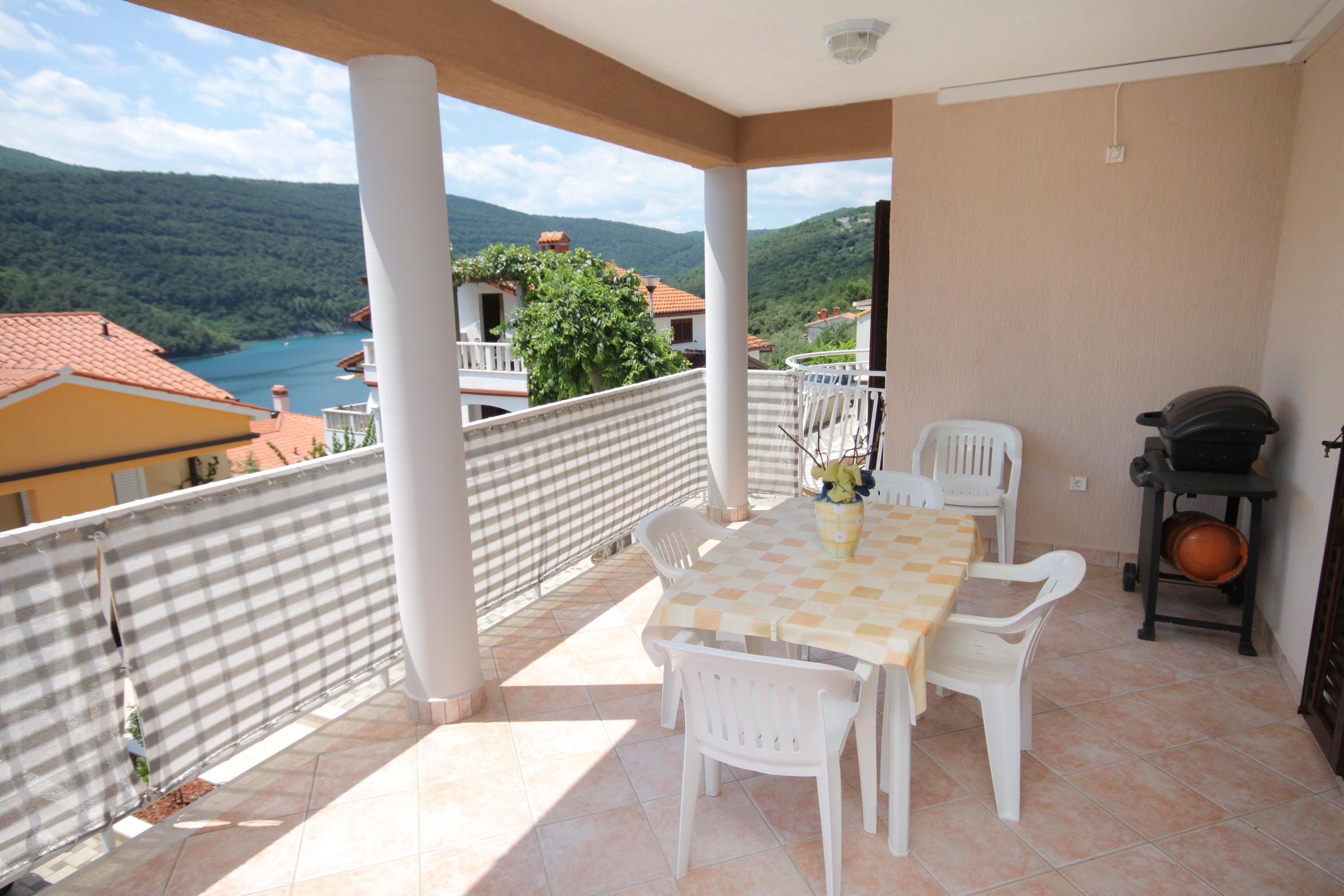 Two bedroom apartment with terrace and sea view Duga Luka (Prtlog), Labin (A-5528-a) Two bedroom apartment with terrace and sea view Duga Luka (Prtlog), Labin (A-5528-a)