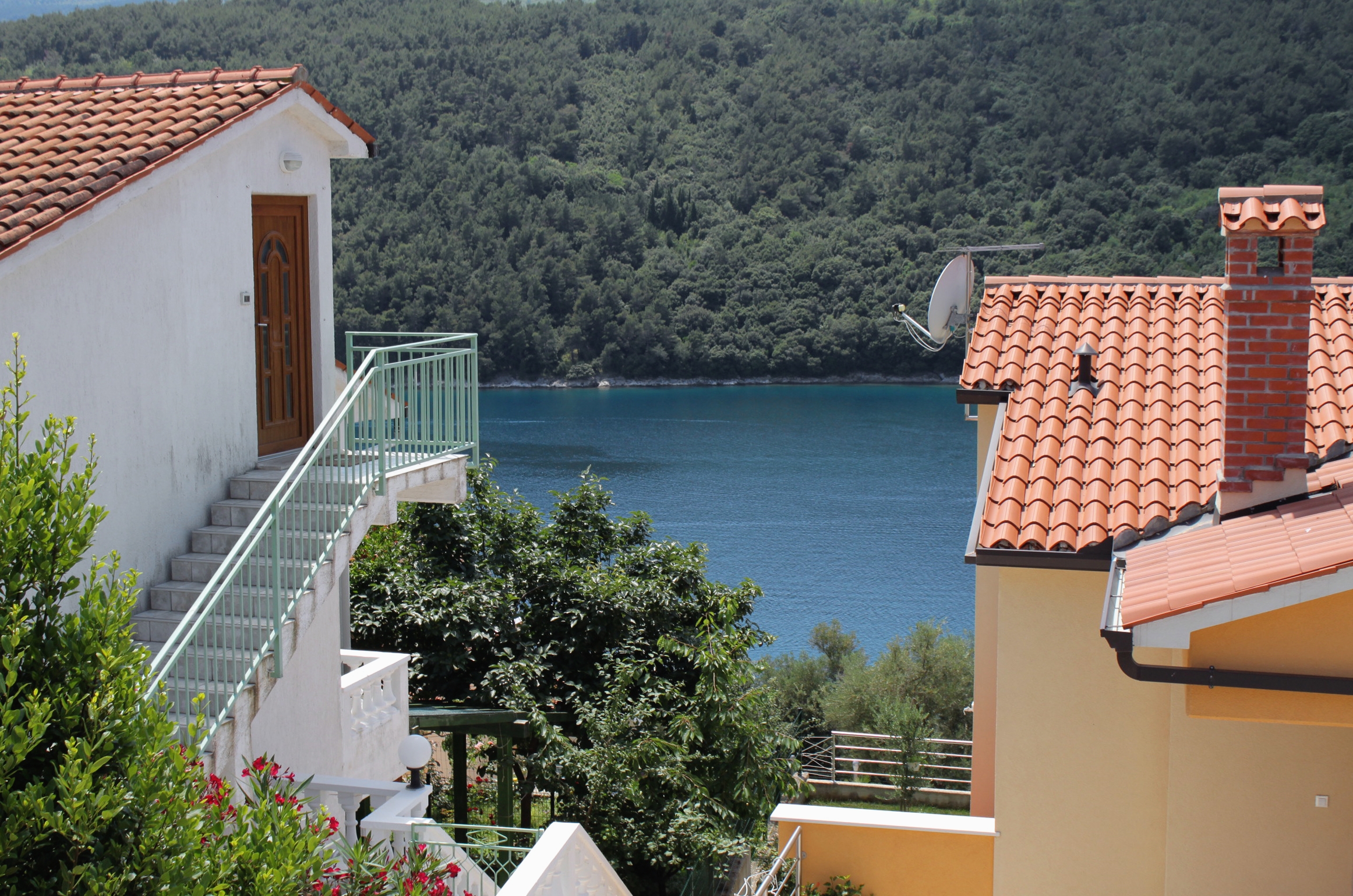 Two bedroom apartment with terrace and sea view Duga Luka (Prtlog), Labin  A-a