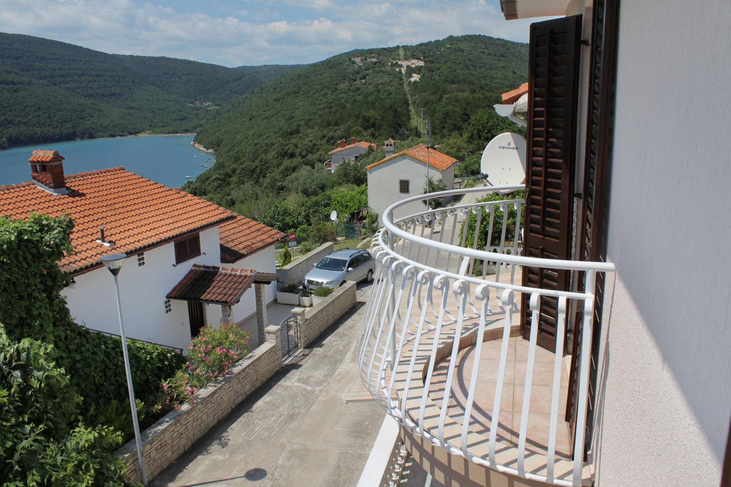 Two bedroom apartment with terrace and sea view Duga Luka (Prtlog), Labin  A-b
