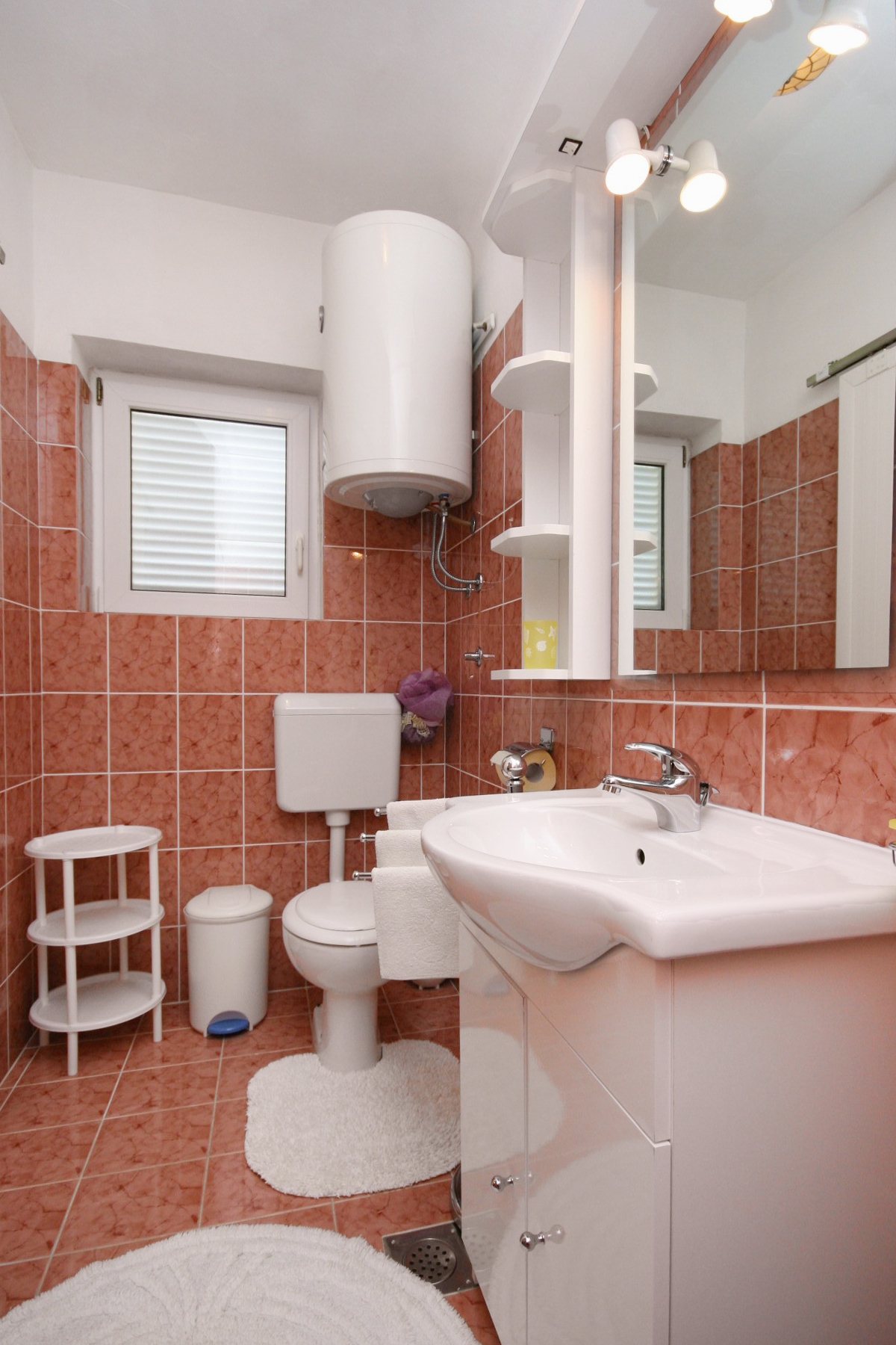 Three bedroom apartment with terrace and sea view Novi Vinodolski  A-a