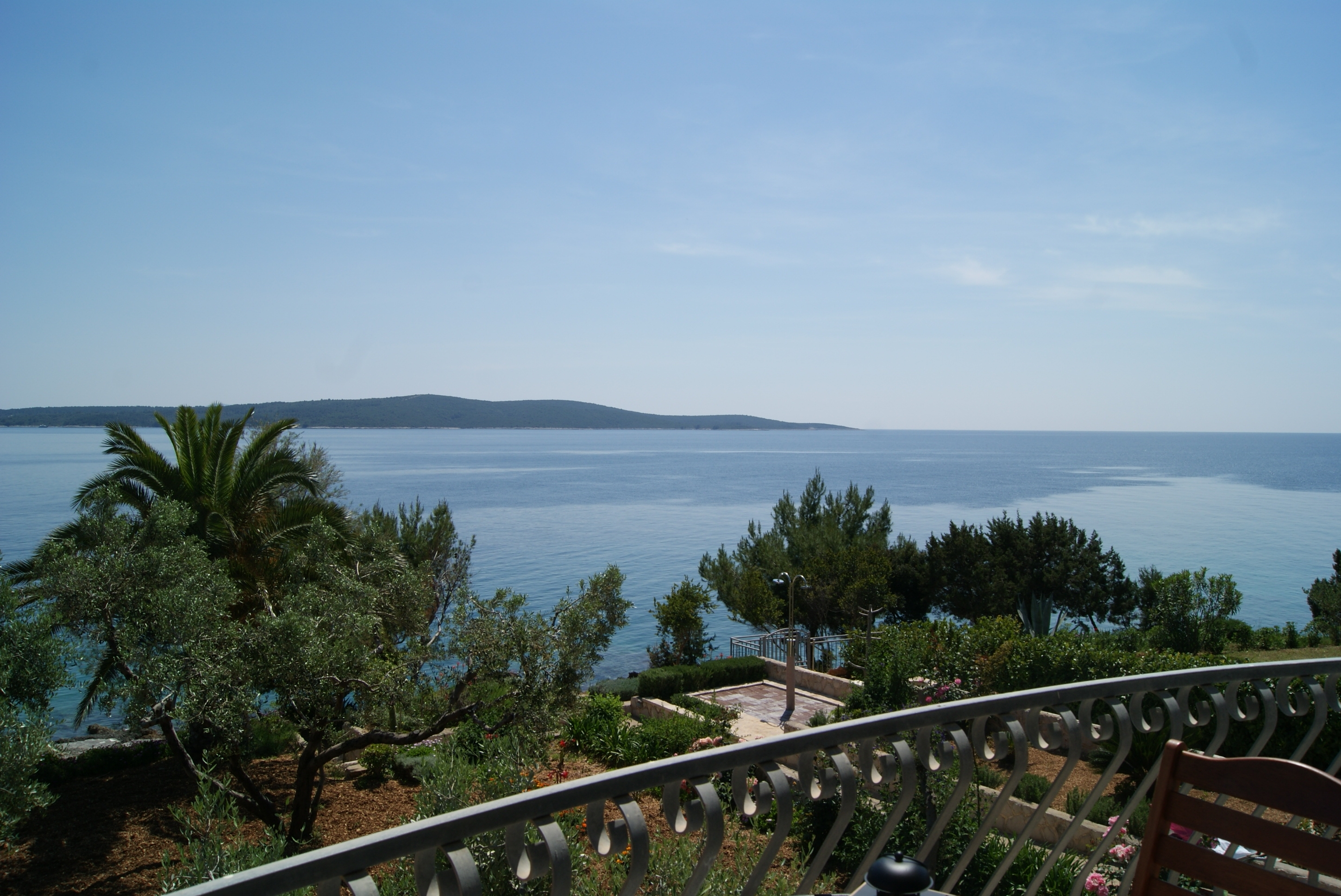 One bedroom apartment near beach Zavala, Hvar  A-a