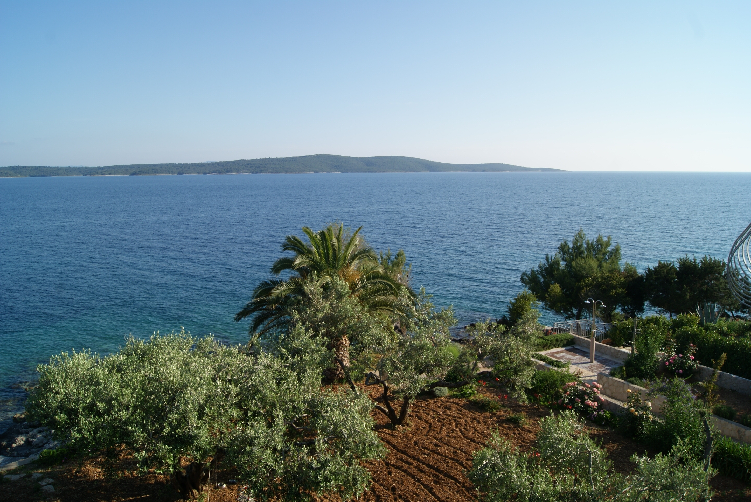 Two bedroom apartment near beach Zavala, Hvar  A-e