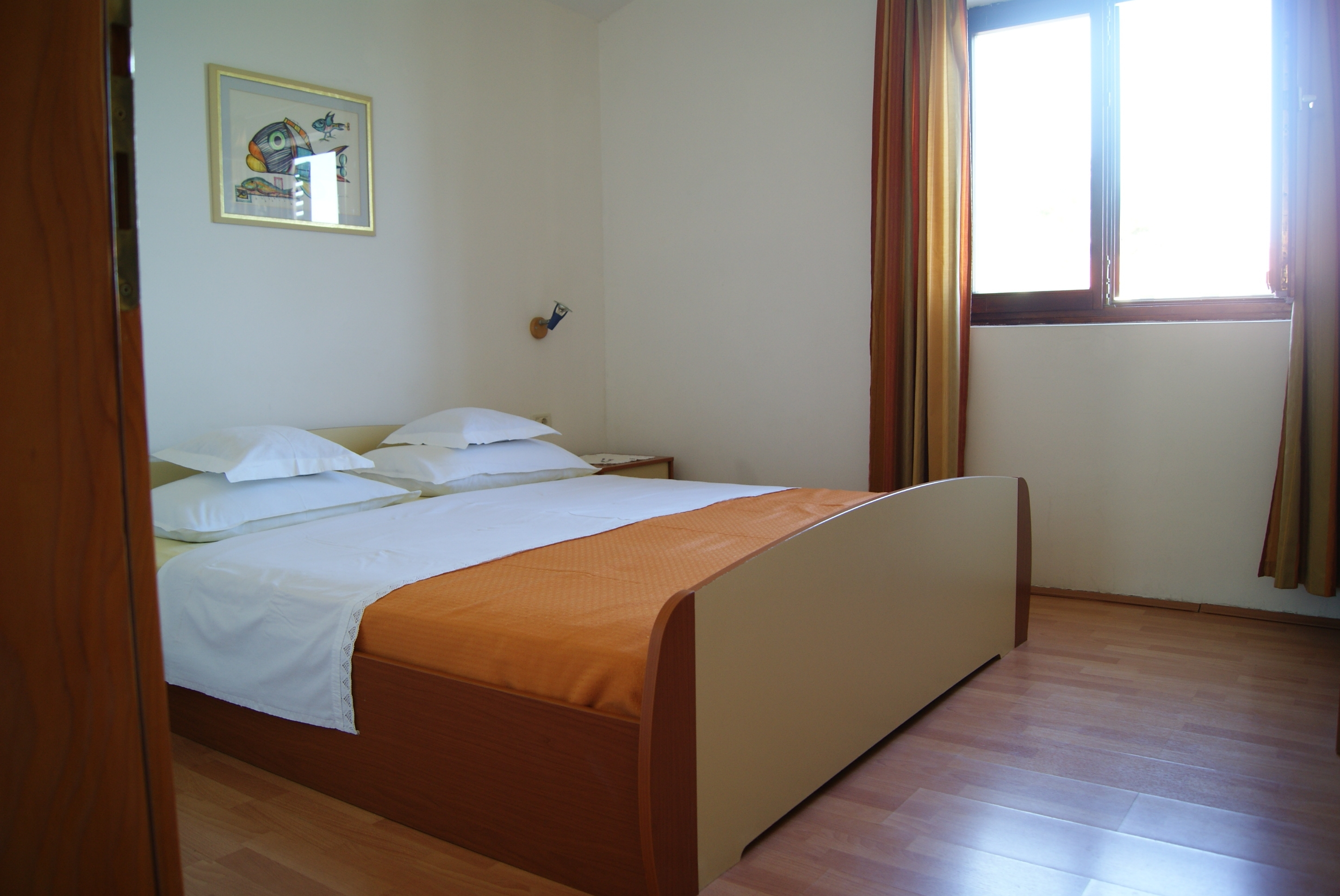 One bedroom apartment near beach Zavala, Hvar  A-f
