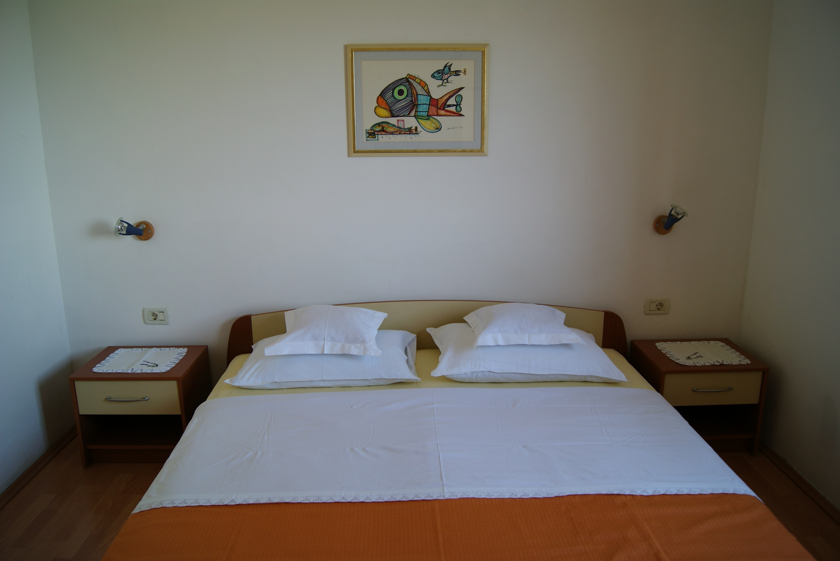One bedroom apartment near beach Zavala, Hvar  A-f