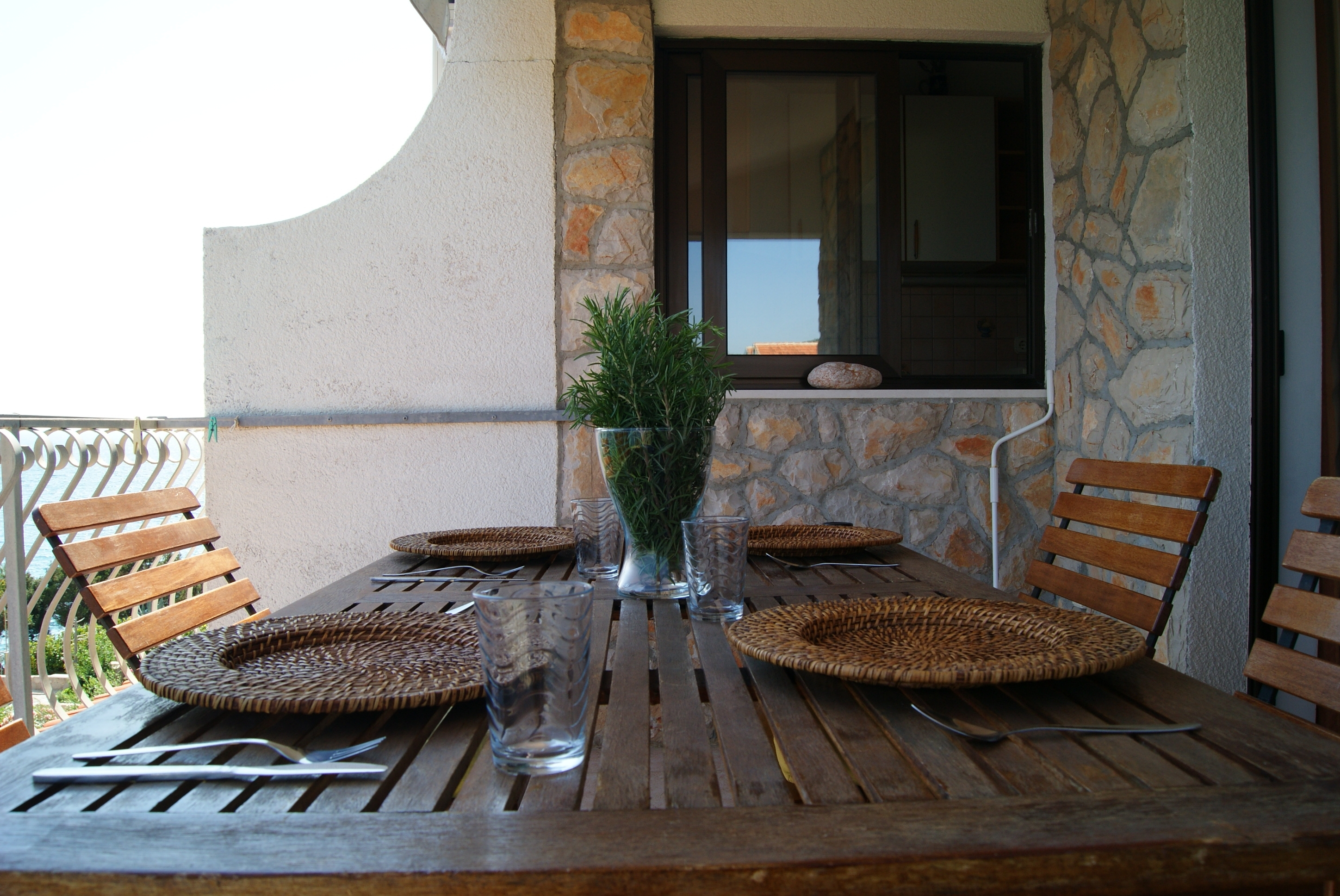 One bedroom apartment near beach Zavala, Hvar  A-f